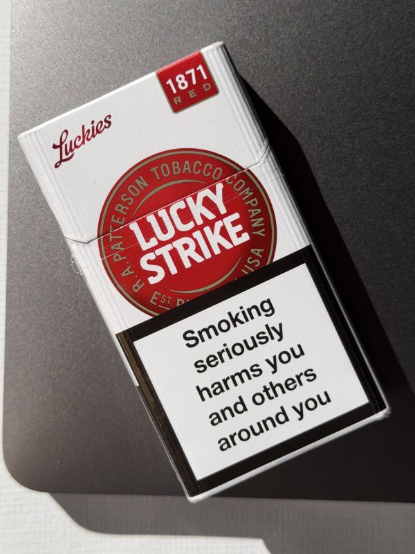 Lucky Strike Demi Red (Лакі Страйк Демі Червоний)